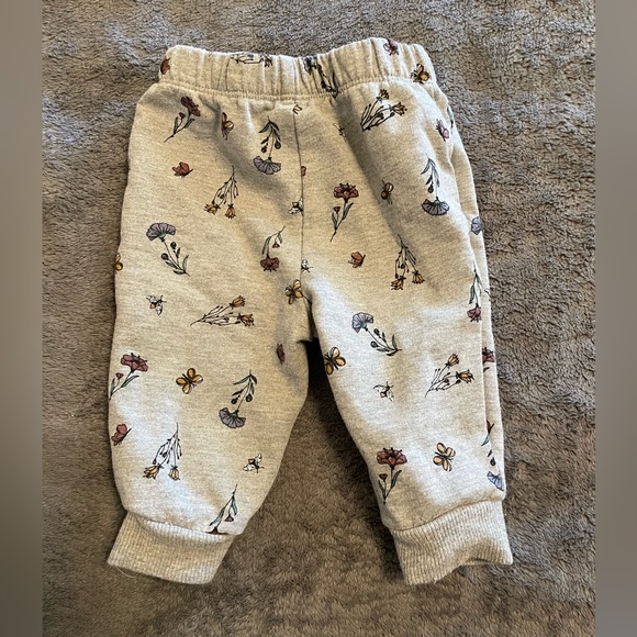 Gray Baby Floral Sweat Pants - Picture 2 of 3